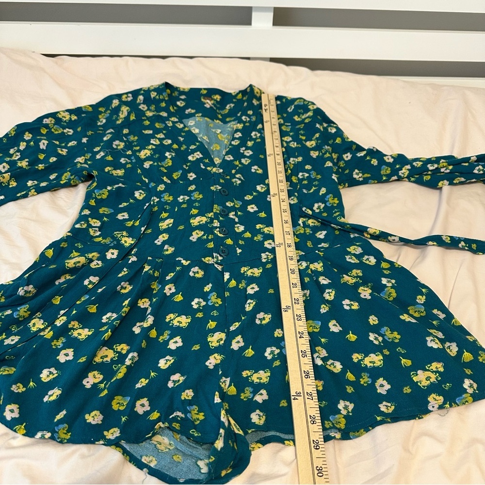 Free People Floral Long Sleeve Romper Teal Tie Waist Boho Size 6 - Picture 8 of 11